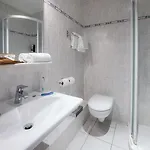 Hotel Au Petit Saint Jean Centre