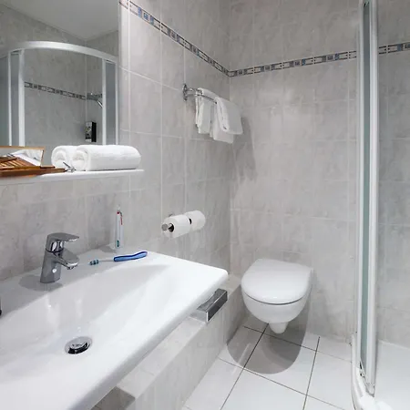 Sure By Western Centre Beaune Hotell