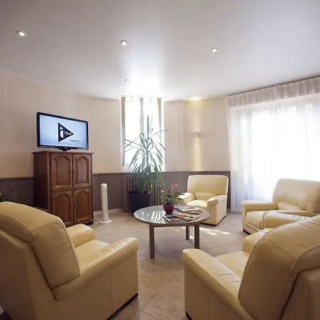 Sure By Western Centre 博讷