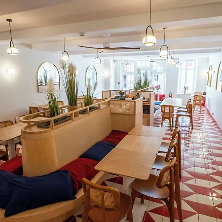 Hotel Sure By Western Centre 3*