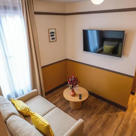 Sure By Western Centre Beaune (Cote d'Or)