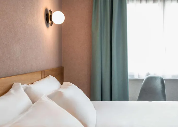 Sure By Western Centre Beaune (Cote d'Or)