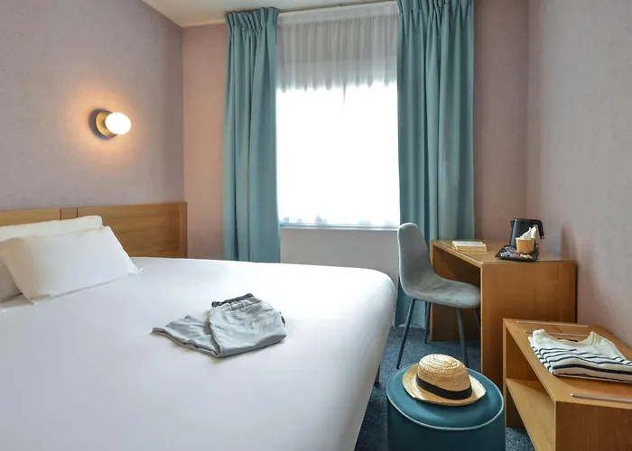 Sure By Western Centre Hotel 3*