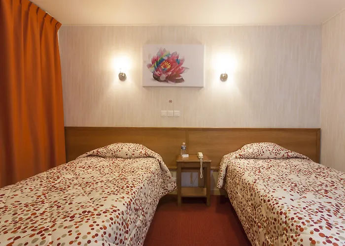 Sure By Western Centre 酒店 博讷