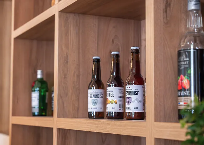 Sure By Western Centre 博讷