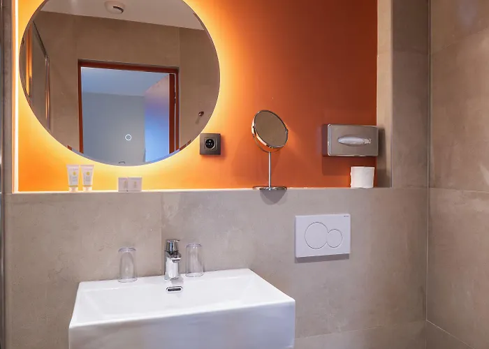 Sure By Western Centre Hotel Beaune (Cote d'Or)